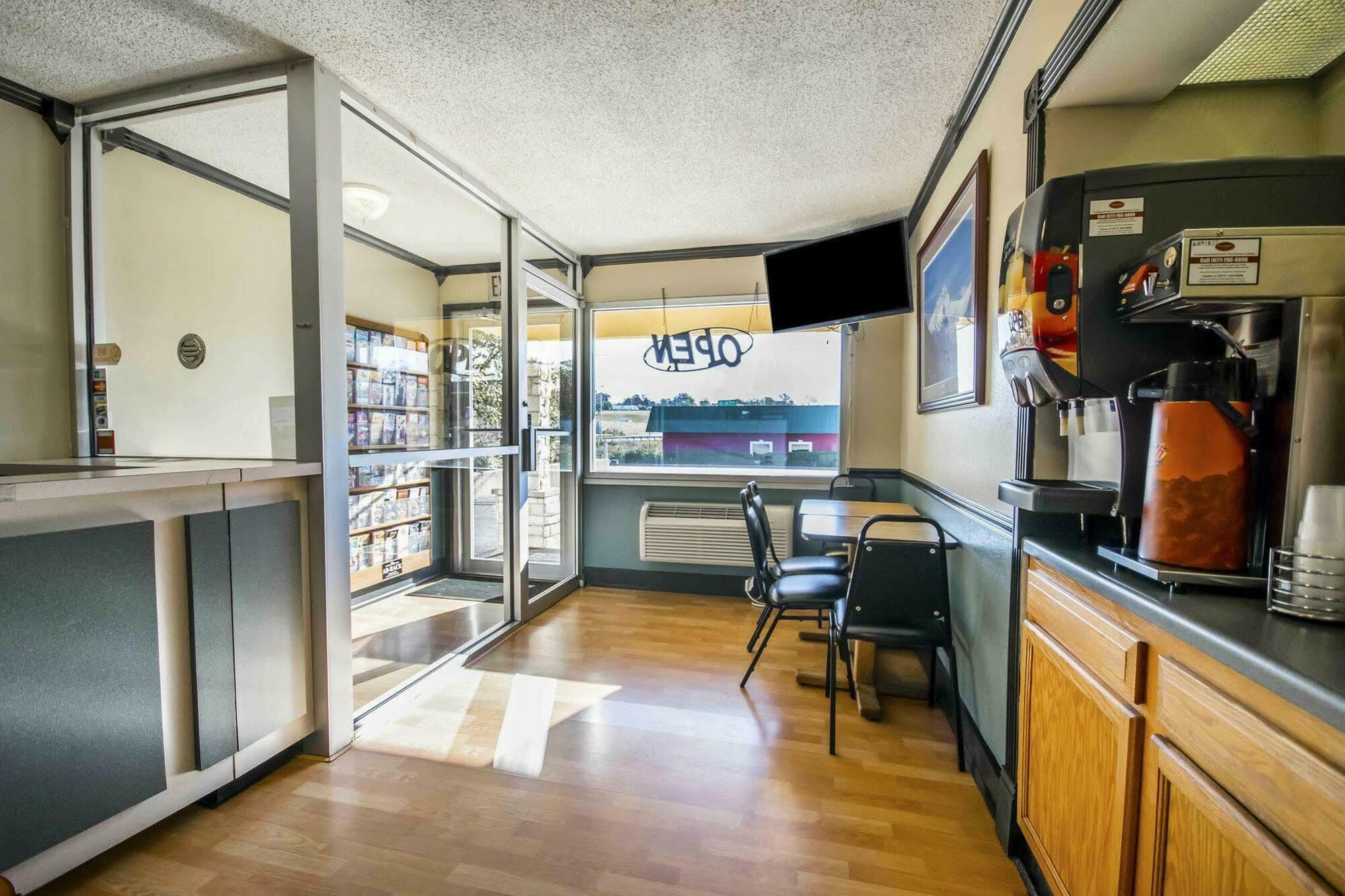 Econo Lodge Erlanger - Cincinnati Airport Kültér fotó